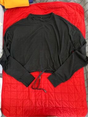 P’Tula Bridgette Knit Long Sleeve Crop Sweater Black Size Med GUC